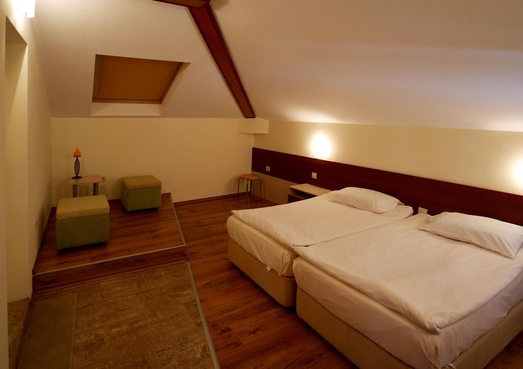 Family Hotel Saint Nikola Nessebar Extérieur photo